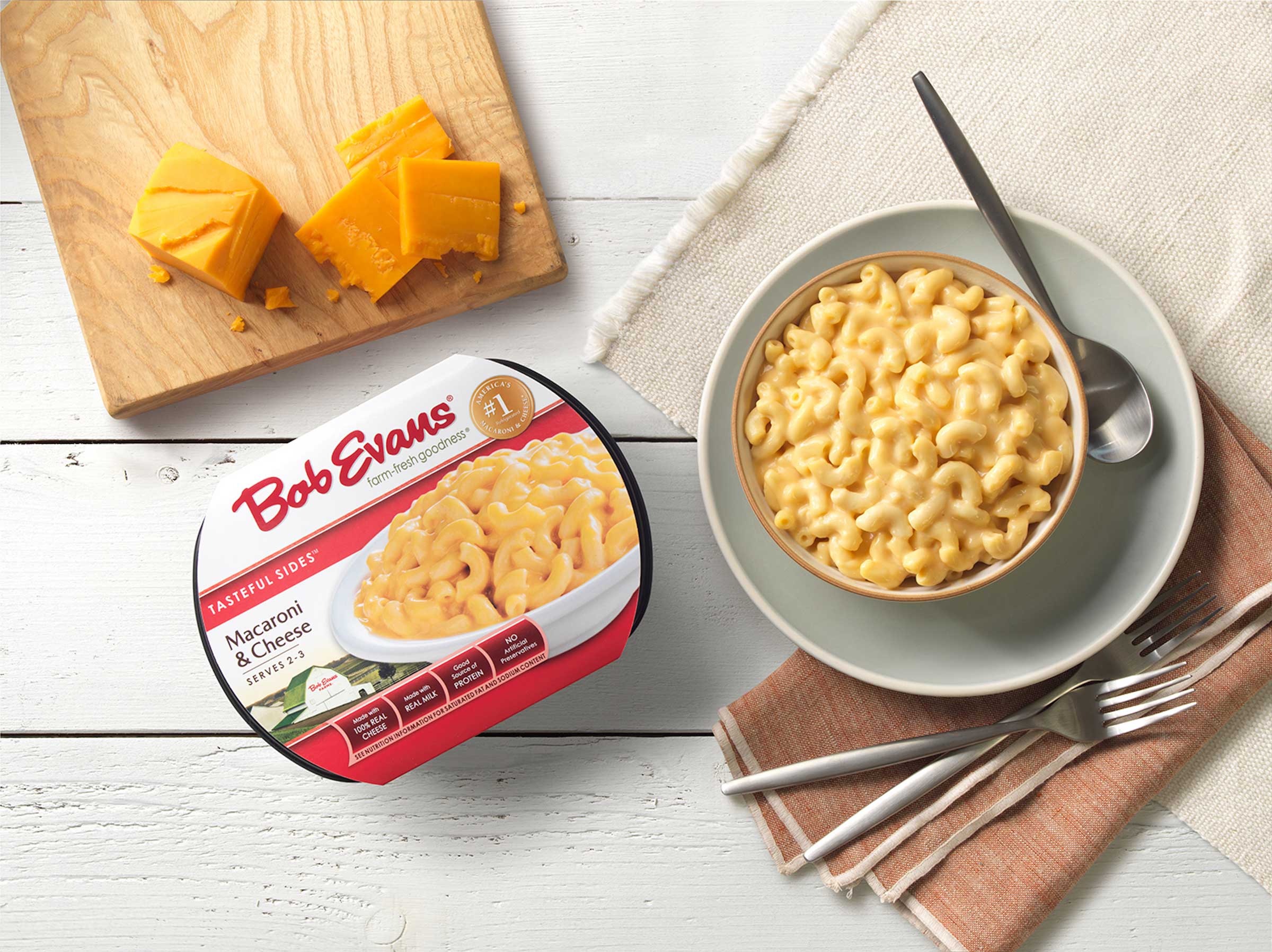 bob-evans-celebrates-national-mac-and-cheese-day-with-ultimate-cheesy-giveaway