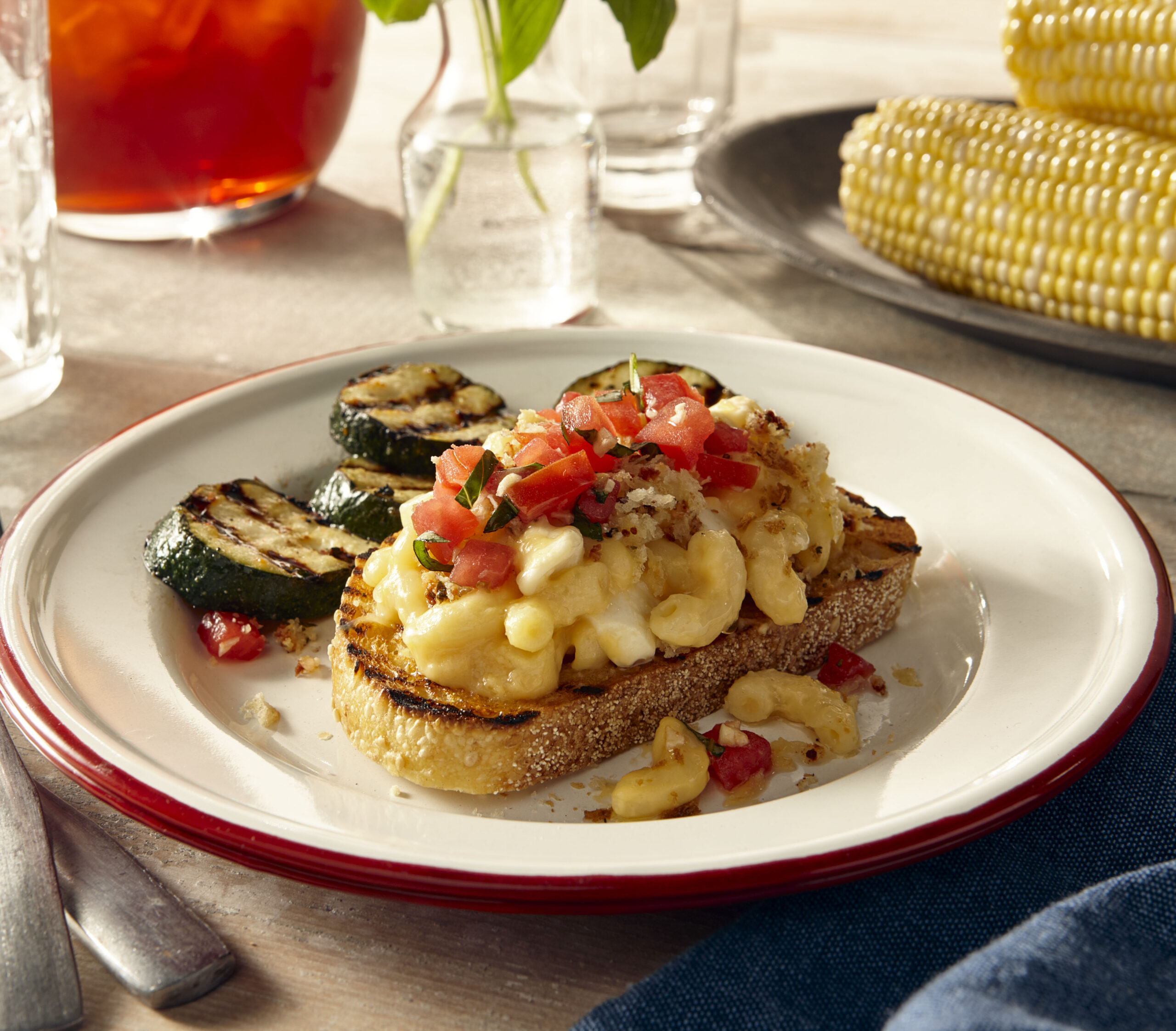 Caprese Inspired macaroni and cheese